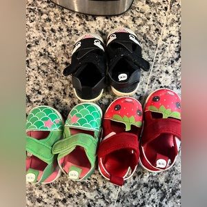 Ikiki Toddler Sandals Lot